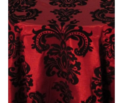 Sur-nappe rouge à motifs noirs